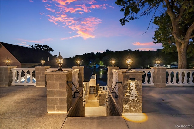 533 Bellevue Ave, Lake Orion, MI 48362 - view of patio with a gate