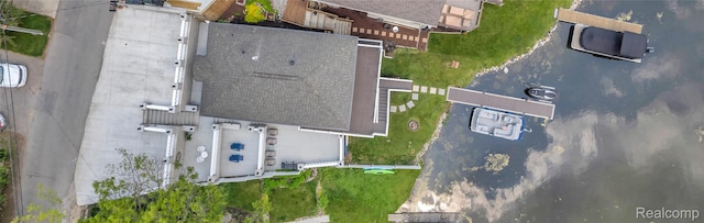 533 Bellevue Ave, Lake Orion, MI 48362 - aerial view of property and surrounding area