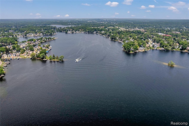 533 Bellevue Ave, Lake Orion, MI 48362 - aerial view of a large body of water