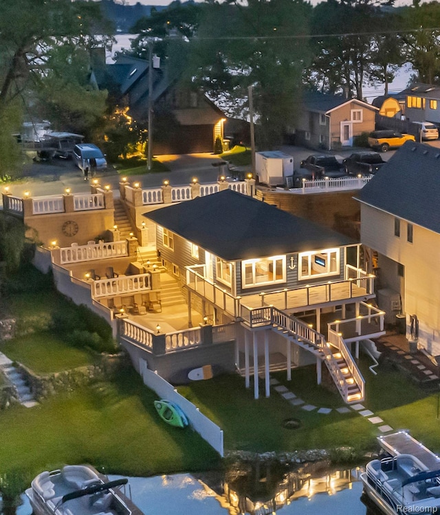 533 Bellevue Ave, Lake Orion, MI 48362 - rear view of property with stairs