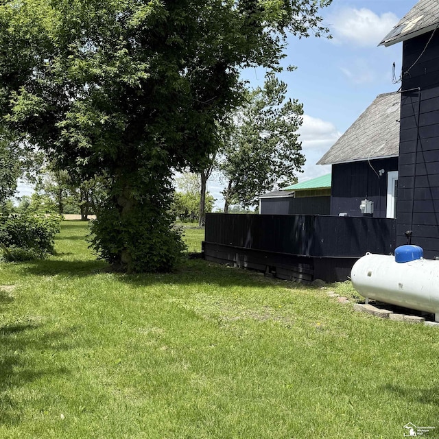 18200 Sherman, Milan, MI 48160 - view of grassy yard