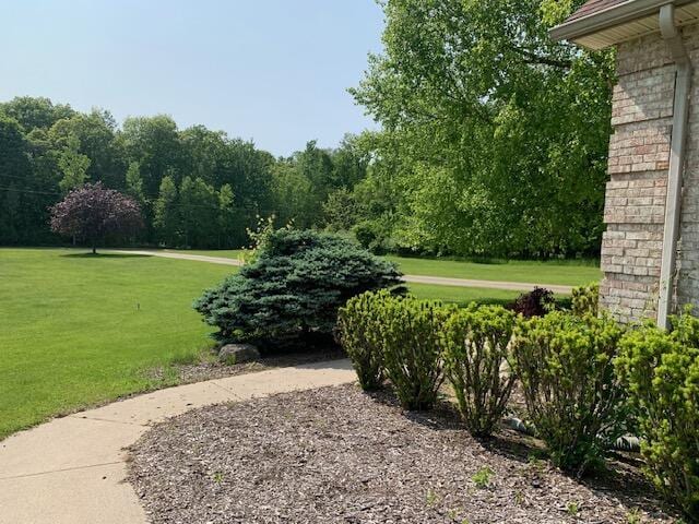 1242 Meadowbrook Ct, Oxford, MI 48371 - photo 8