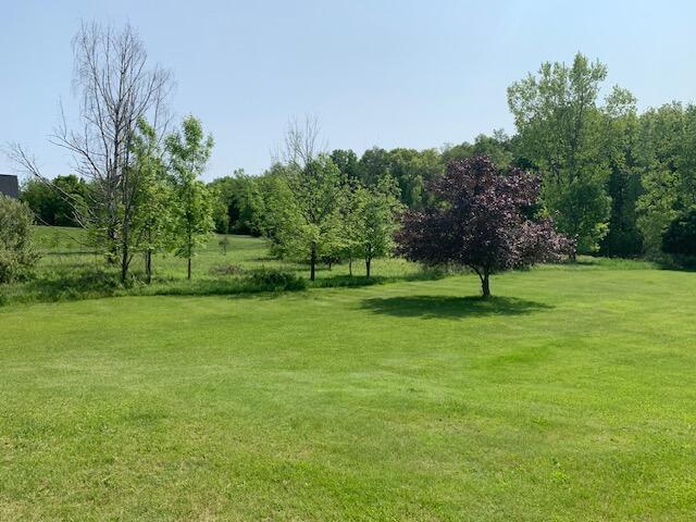 1242 Meadowbrook Ct, Oxford, MI 48371 - photo 6