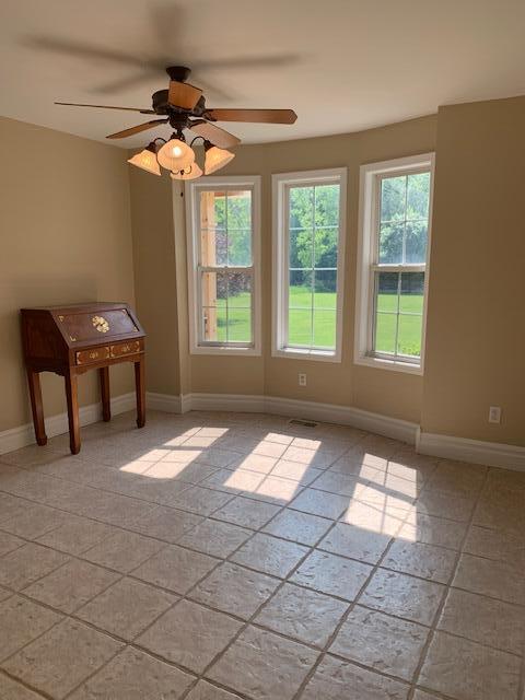 1242 Meadowbrook Ct, Oxford, MI 48371 - photo 13