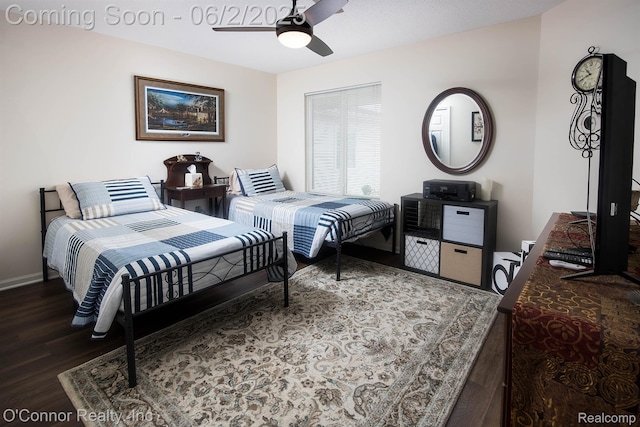828 Crystal Ln, Marysville, MI 48040 - bedroom featuring wood finished floors, baseboards, and ceiling fan