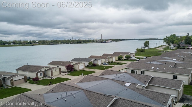 828 Crystal Ln, Marysville, MI 48040 - aerial view of residential area featuring a nearby body of water