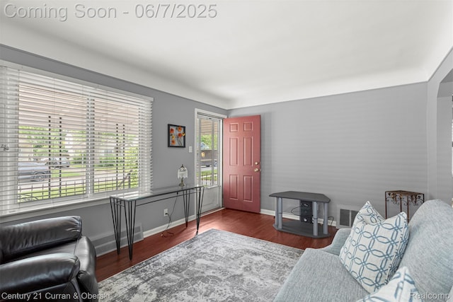 919 Whitcomb Ave, Royal Oak, MI 48073 - living area with wood finished floors and baseboards