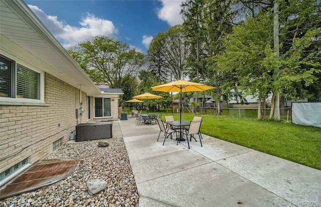 24970 Thorndyke St, Southfield, MI 48033 - fenced backyard featuring a patio area