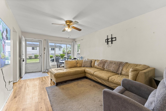 15944 Meyer Ave, Allen Park, MI 48101 - living area featuring a ceiling fan, light wood-style flooring, and baseboards