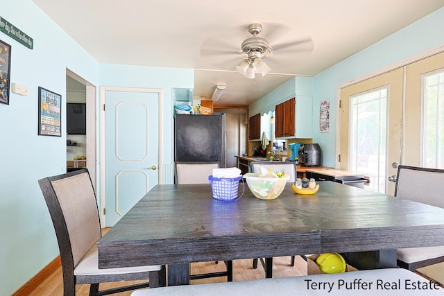 607 66th St SE, Grand Rapids, MI 49548 - dining area with ceiling fan