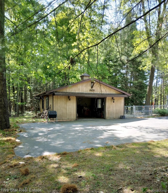 1578 Evergreen Dr, West Branch, MI 48661 - view of detached garage