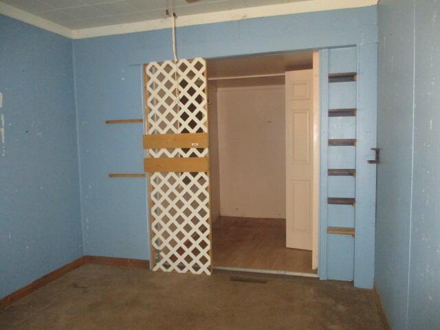 322 Crescent St, Watervliet, MI 49098 - view of spare room