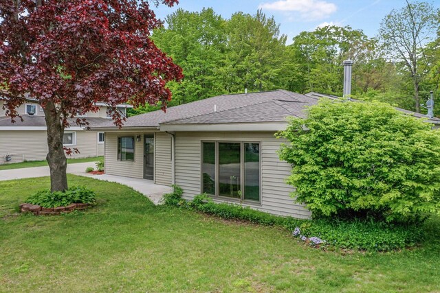 217 Winona Pl, Cadillac, MI 49601