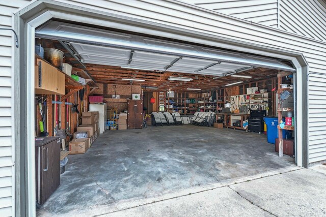 217 Winona Pl, Cadillac, MI 49601