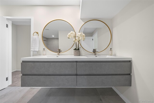 1752 Alexander Dr, Bloomfield, MI 48302 - bathroom featuring double vanity and baseboards