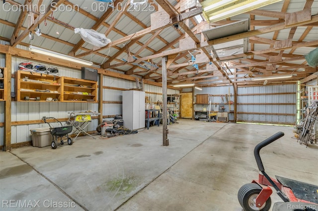 917 Middle Rd, Highland, MI 48357 - view of garage