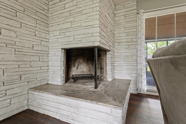 2240 S 13th St, Niles, MI 49120 - detailed view of wood finished floors and a fireplace