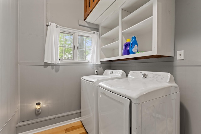 2240 S 13th St, Niles, MI 49120 - laundry room with washer and dryer