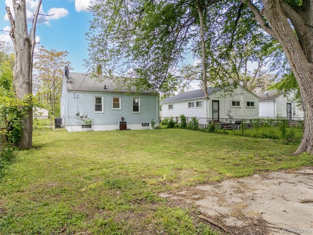 15496 Rockdale St, Detroit, MI 48223 - photo 7