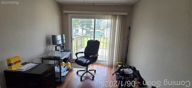 26312 Warrington St, Dearborn Heights, MI 48127 - office space with wood finished floors
