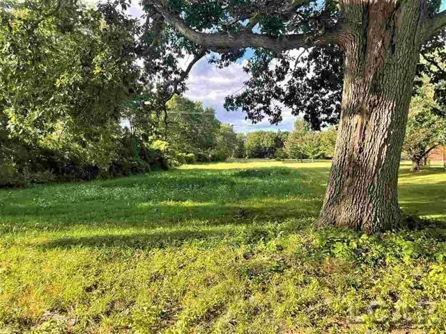 3000 Hunt Rd, Adrian, MI 49221