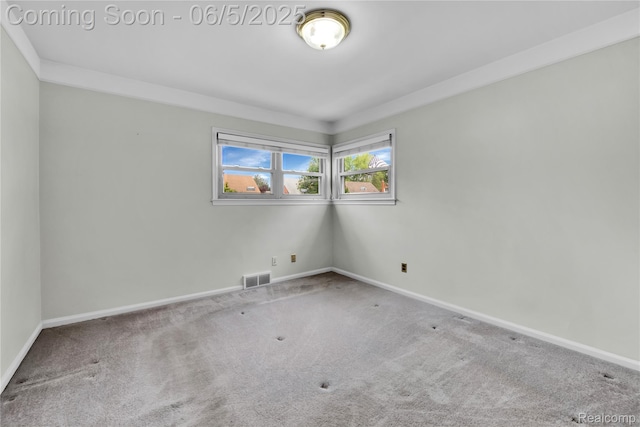 7639 Polk St, Taylor, MI 48180 - carpeted empty room with baseboards