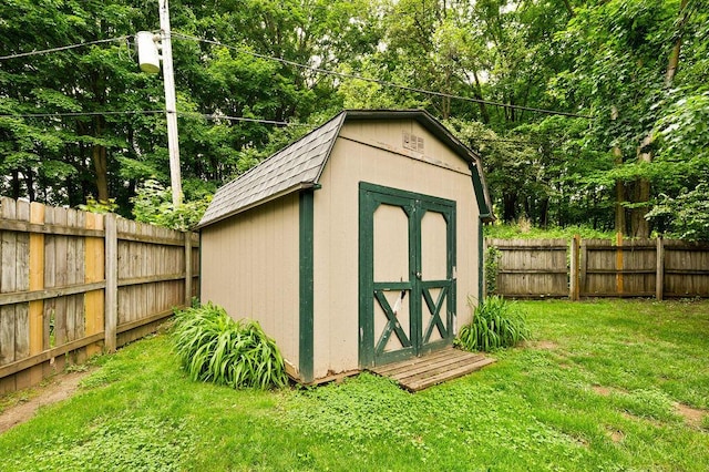917 Kensington Dr, Niles, MI 49120 - view of shed with view of scattered trees