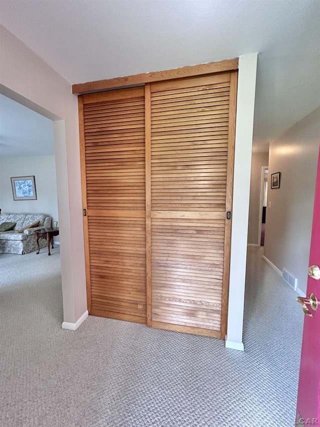 818 W Chestnut St, Morenci, MI 49256 - detailed view of carpet and baseboards