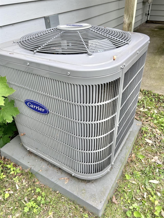 818 W Chestnut St, Morenci, MI 49256 - exterior view of cooling unit