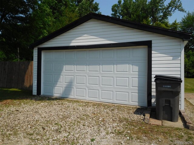 20263 Finley St, Clinton Township, MI 48035 - photo 33