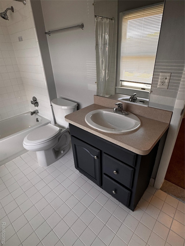 37263 Great Oaks Ct, Clinton Township, MI 48036 - full bath featuring vanity, tile patterned flooring, and shower / bath combo
