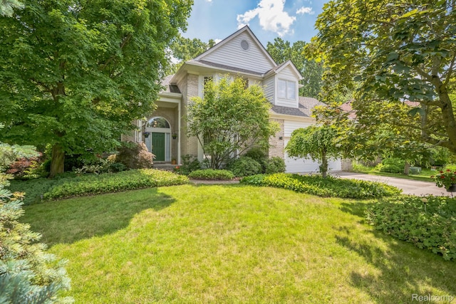38049 Lantern Hill Ct, Farmington Hills, MI 48331 - photo 2