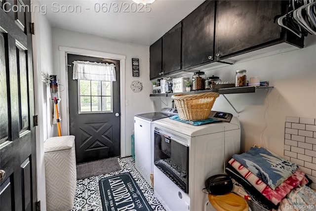 527 Montana St, Marysville, MI 48040 - washroom with independent washer and dryer and cabinet space