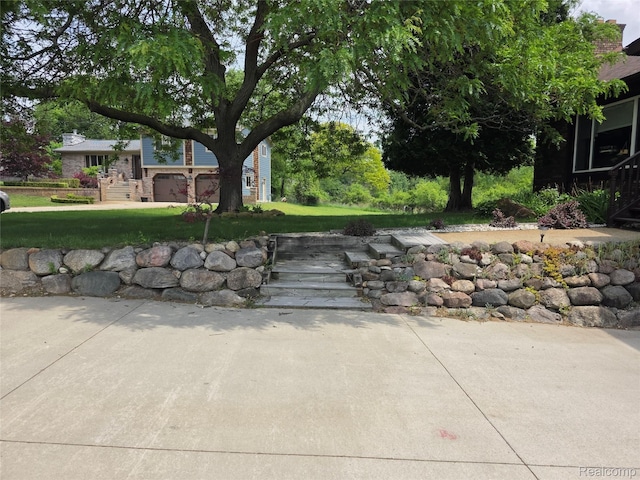 254 Cross Timbers St, Oxford, MI 48371 - view of green lawn