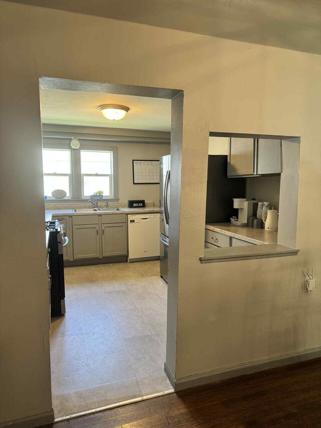 310 E Gilson St, Edmore, MI 48829