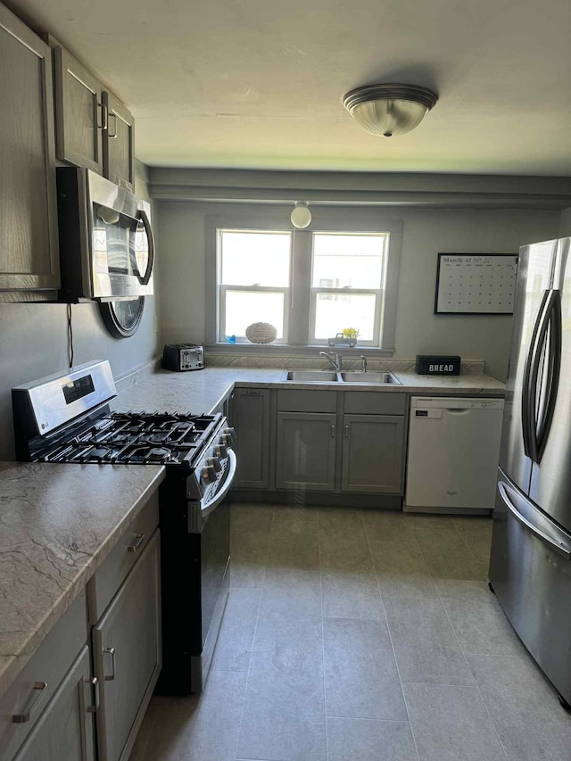 310 E Gilson St, Edmore, MI 48829