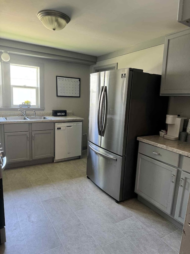 310 E Gilson St, Edmore, MI 48829
