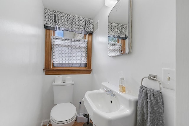 528 Glendale Blvd, Parchment, MI 49004 - bathroom with a sink and toilet
