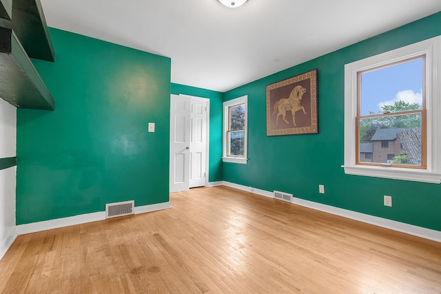 528 Glendale Blvd, Parchment, MI 49004 - empty room featuring wood finished floors and baseboards