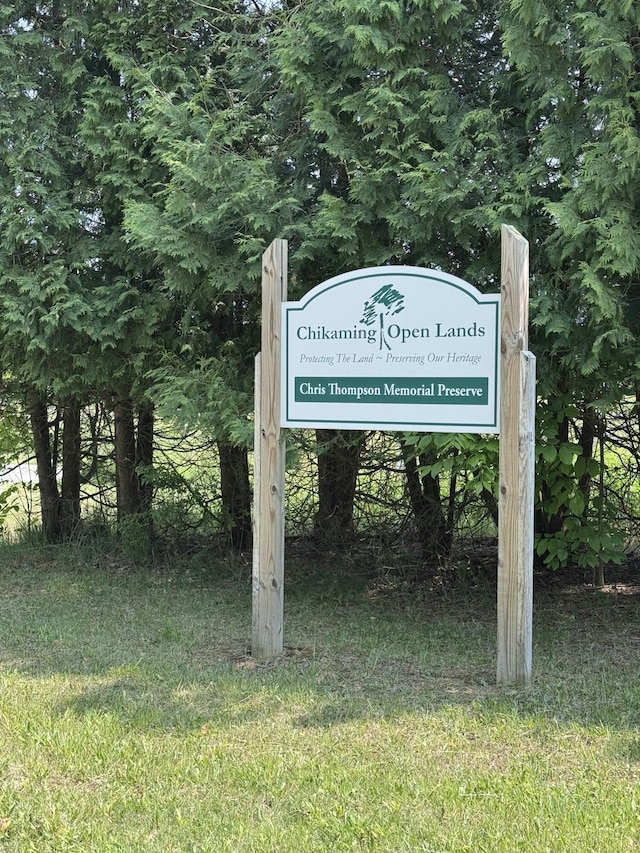7530 Warren Woods Rd, Three Oaks, MI 49128 - exterior view