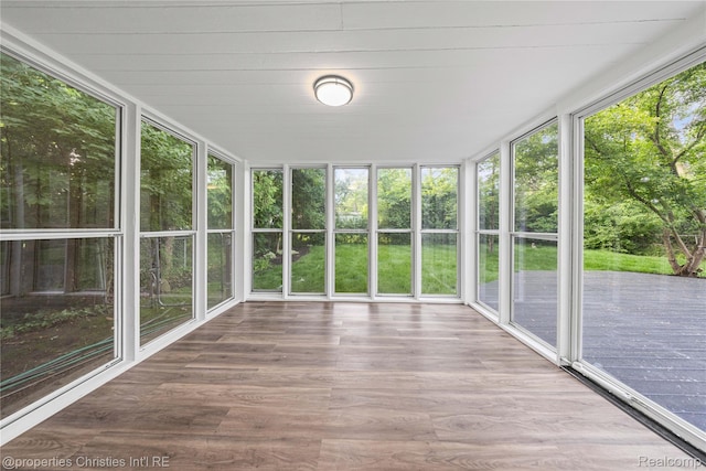 1054 Saxon Dr, Birmingham, MI 48009 - photo 38