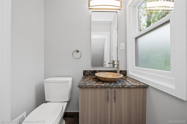 1054 Saxon Dr, Birmingham, MI 48009 - photo 22