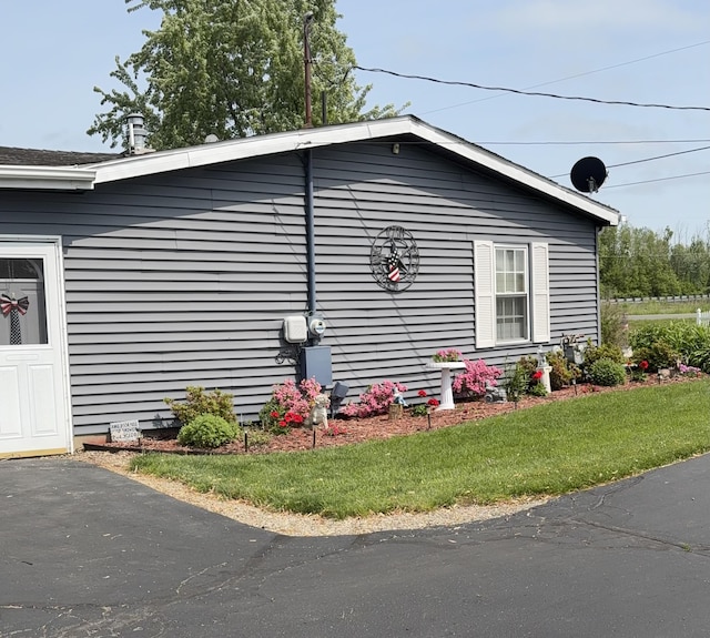 2550 Russell Rd, Baroda, MI 49101 - photo 6