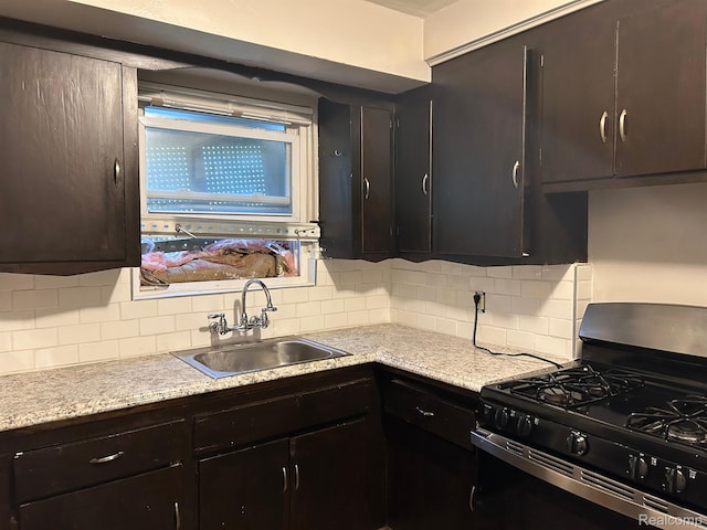 9935 Pierson St, Detroit, MI 48228 - photo 3