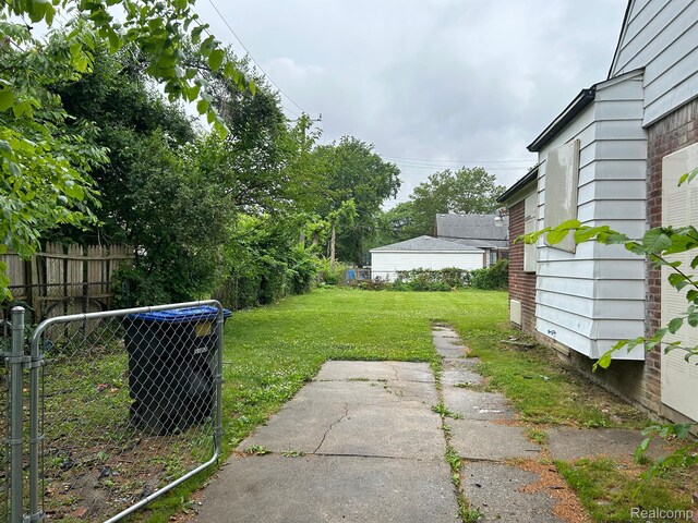 9935 Pierson St, Detroit, MI 48228 - photo 25