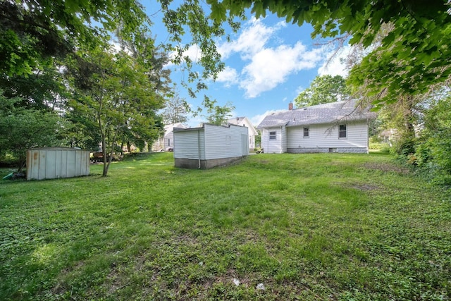 174 W Mansion St, Jackson, MI 49203 - view of green lawn