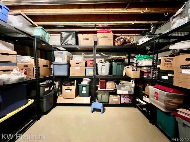 3105 E Woodland Dr, Port Huron, MI 48060 - view of storage room