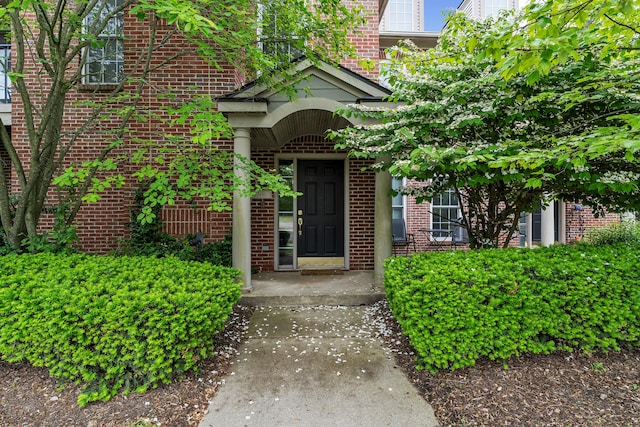 3366 Endsleigh Ln, Ypsilanti, MI 48197 - entrance to property with brick siding