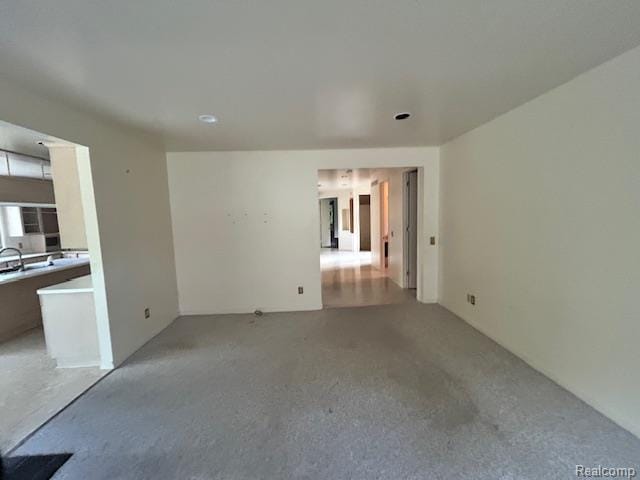6880 Burtonwood Dr, West Bloomfield, MI 48322 - view of empty room