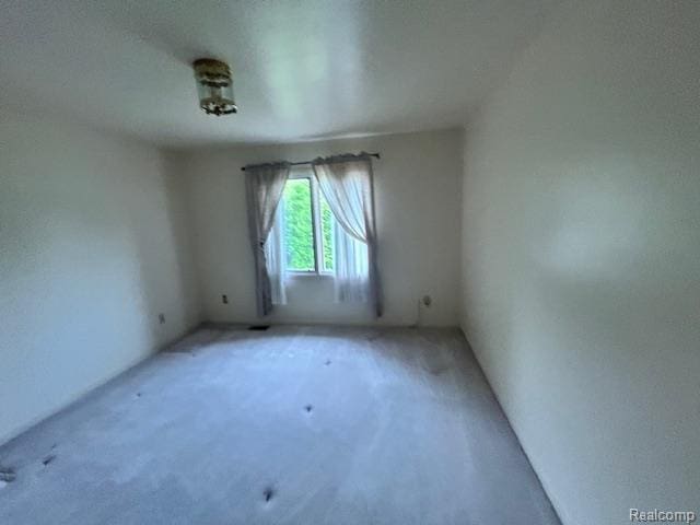 6880 Burtonwood Dr, West Bloomfield, MI 48322 - view of unfurnished room
